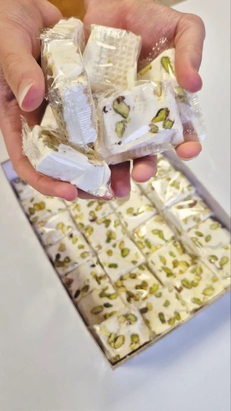 pachaged-standard-pistachio-flavored-nooga-sweet-traditional-Tabriz-Iranian-sweet