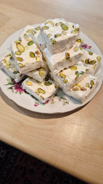 خرید بهترین نوقای پسته ای تبریز